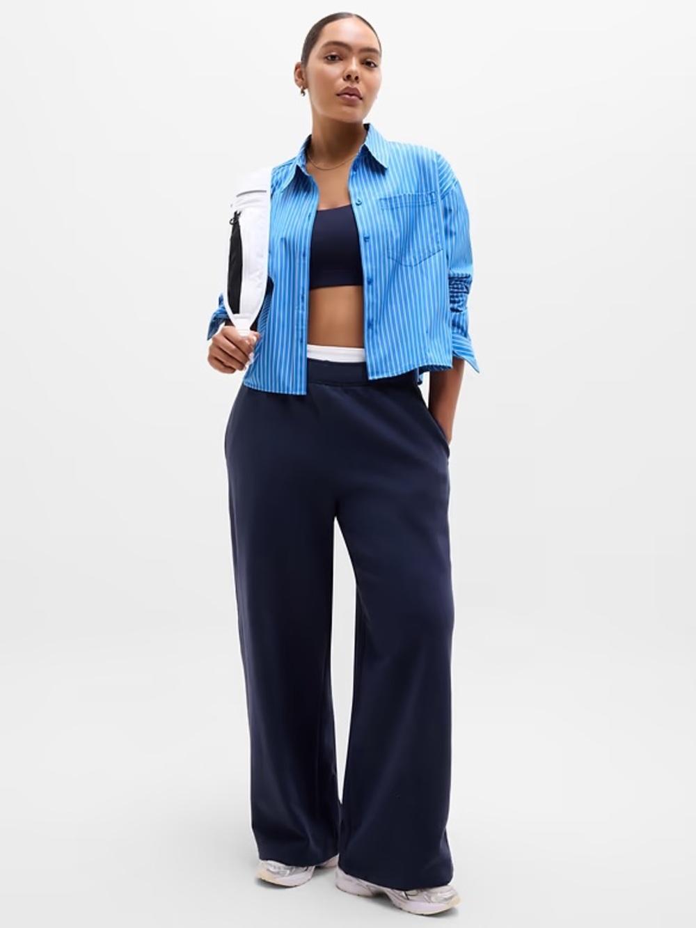 Athleta cropped blouse